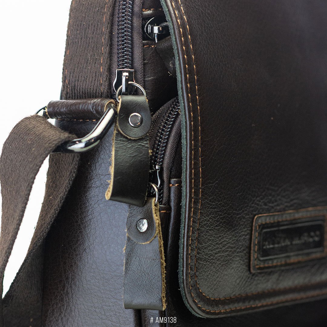 Leather Crossbody Handbag With Flap <br> AM9138 | D Brown